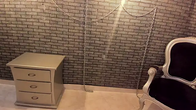 hillary bigbutt online show from 04/11/26, 06:01