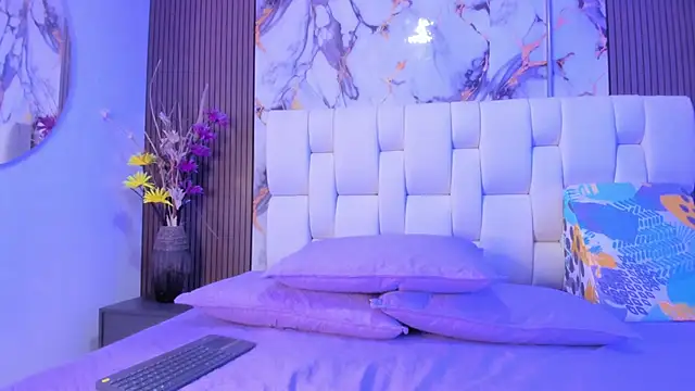 alisstarr online show from 03/28/26, 12:05