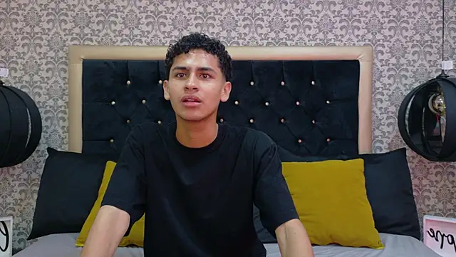 Dark Sultan online show from 02/18/26, 08:05