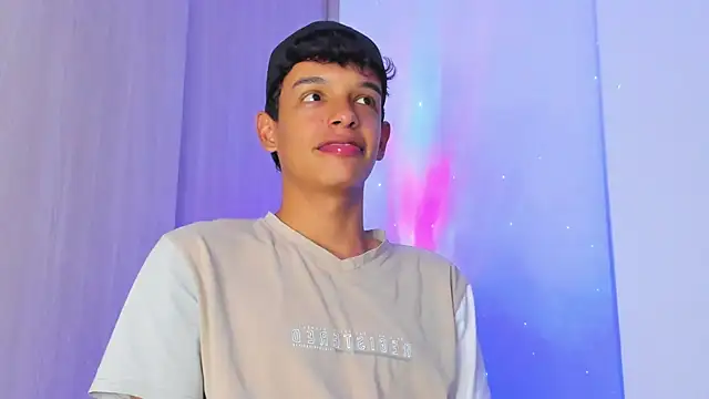 Maxfrost1 online show from 04/24/26, 01:41