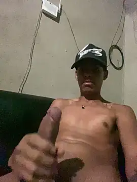 Alee 2005 online show from 03/15/26, 07:25