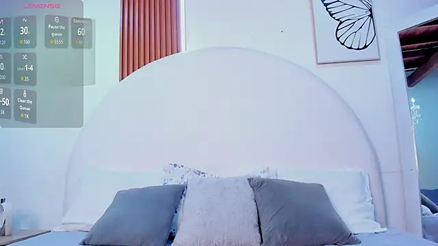 Violett Rosse  online show from 03/17/26, 03:04