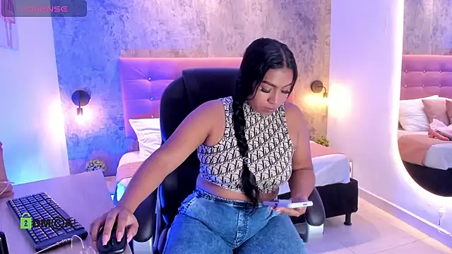 Snapshot of brithanycampbell chatting on 07/03/26, 12:22 brithanycampbell online show from 07/03/26, 12:22