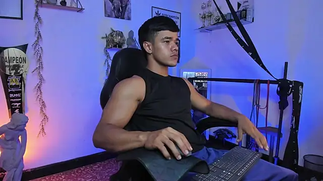 Rob zaens33 online show from 02/24/26, 02:59