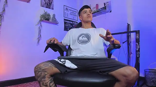 Rob zaens33 online show from 03/03/26, 03:51