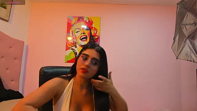 mila quin online show from 02/26/26, 07:24