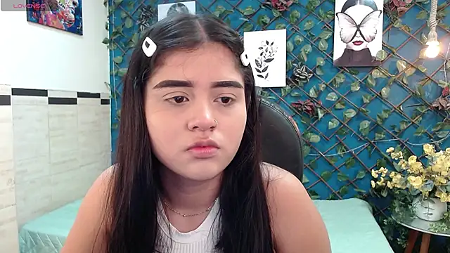 Snapshot of mila_quin chatting on 05/24/26, 12:32 mila quin online show from 05/24/26, 12:32