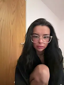 Snapshot of Amberbanxx chatting on 02/16/26, 10:28 Amberbanxx online show from 02/16/26, 10:28