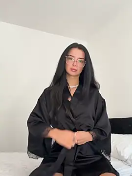 Snapshot of Amberbanxx chatting on 02/18/26, 12:12 Amberbanxx online show from 02/18/26, 12:12