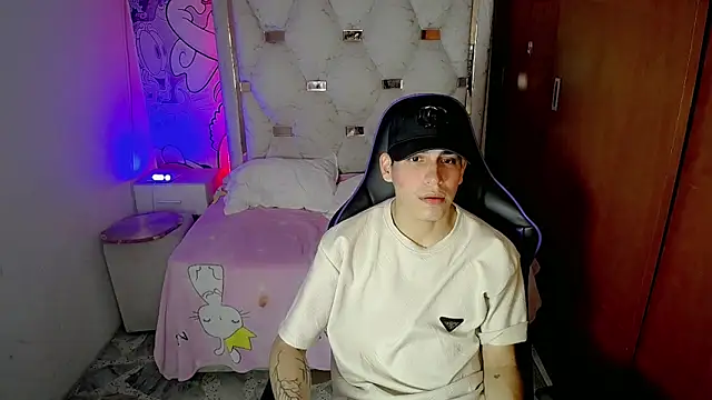 Bby cash  online show from 02/25/26, 08:51