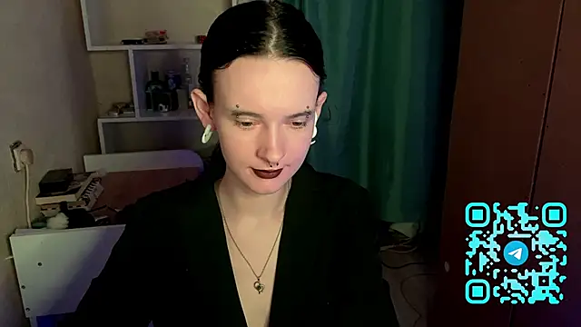 MabelDefina online show from 04/18/26, 01:04