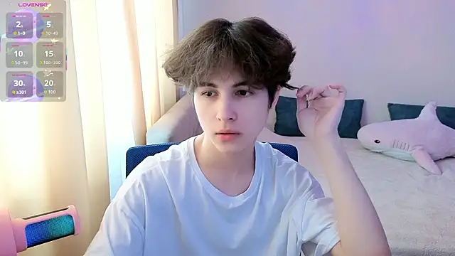  LukaHayes  online show from 02/22/26, 11:31