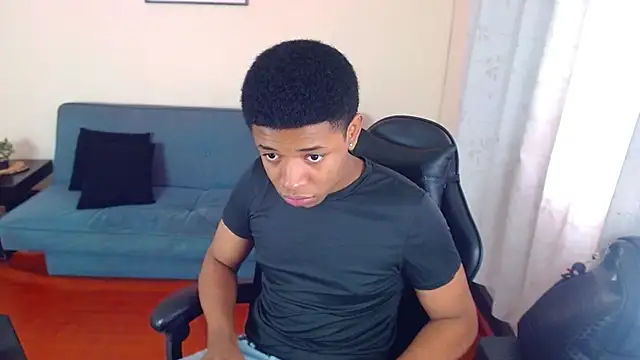 liiam3 online show from 03/27/26, 09:03