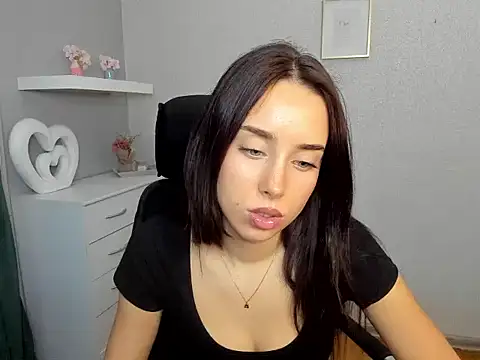 AdeleSolo online show from 02/26/26, 06:34