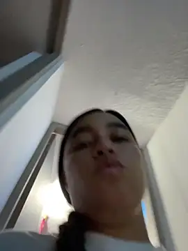 I Samanthaa online show from 04/21/26, 01:42