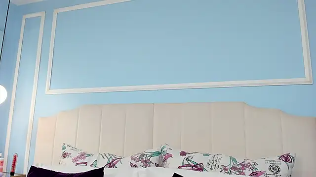 noa blue online show from 04/02/26, 08:06