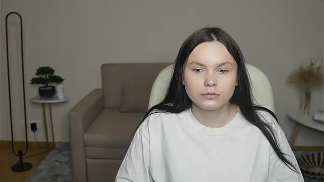 LeilaErcolani online show from 02/20/26, 12:49