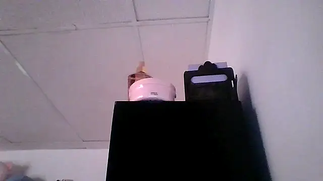 pocahontas hotty online show from 03/31/26, 07:03