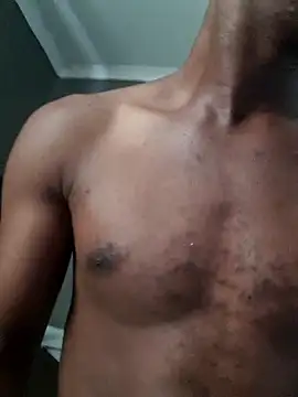 DeclawedPoise online show from 03/19/26, 06:50