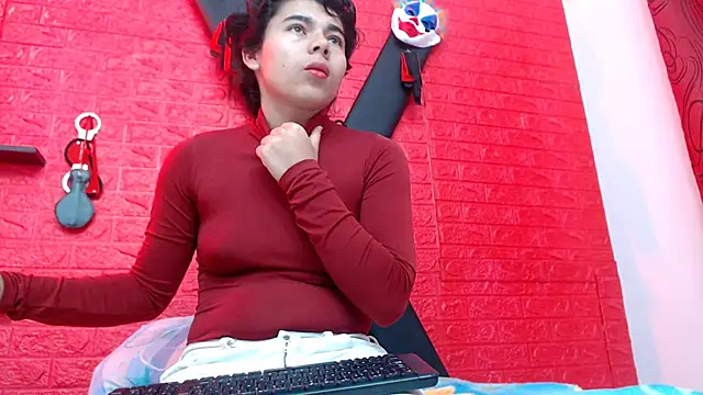 skinnysexy18 online show from 02/26/26, 01:32