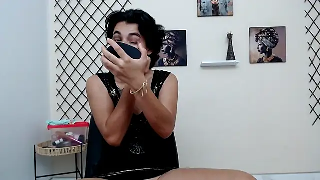 skinnysexy18 online show from 04/28/26, 07:52