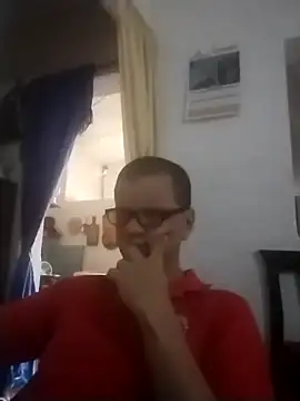 Snapshot of Roque-74 chatting on 06/03/26, 02:33 Roque-74 online show from 06/03/26, 02:33