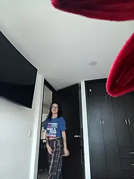 Snapshot of mailin_777 chatting on 03/04/26, 05:52 mailin 777 online show from 03/04/26, 05:52