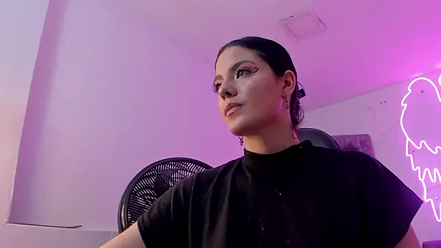 Evelin  thompsson online show from 03/20/26, 03:11