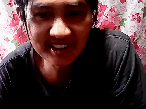 Snapshot of Sh1nbae22 chatting on 02/17/26, 05:04 Sh1nbae22 online show from 02/17/26, 05:04