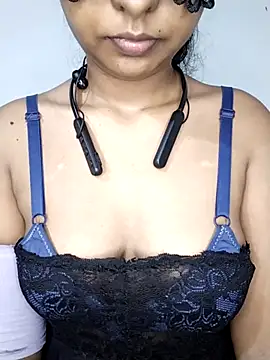 ASHANYA JAYASOORIYA online show from 04/26/26, 02:53