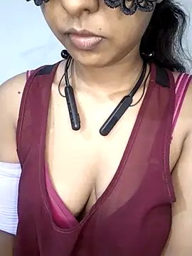 ASHANYA JAYASOORIYA online show from 05/14/26, 07:37