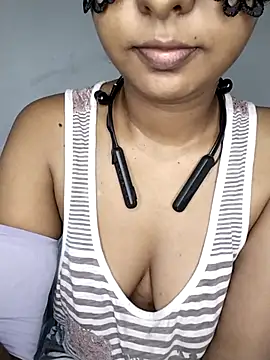 ASHANYA JAYASOORIYA online show from 05/26/26, 10:00