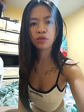 Luna Moonfang online show from 03/10/26, 12:32