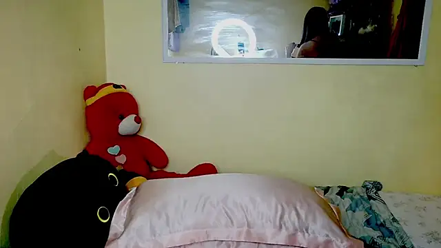 Luna Moonfang online show from 07/04/26, 02:45