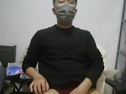 Snapshot of cxyz_222 chatting on 02/24/26, 12:25 cxyz 222 online show from 02/24/26, 12:25