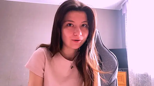 LunnaBliss online show from 03/28/26, 06:46