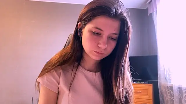 LunnaBliss online show from 04/07/26, 02:06