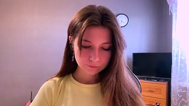 Snapshot of LunnaBliss chatting on 05/27/26, 03:20 LunnaBliss online show from 05/27/26, 03:20