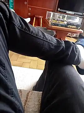 thom7246 online show from 03/09/26, 01:04