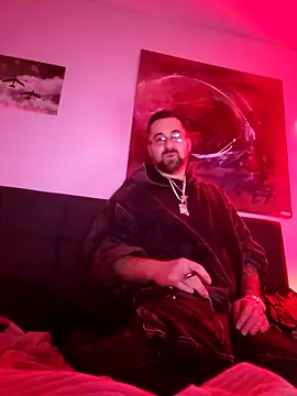 LargeLith online show from 02/25/26, 12:09