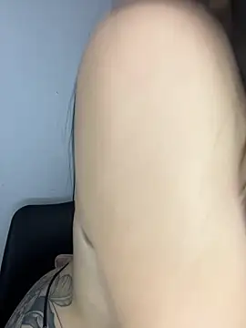 Sofia-squir online show from 04/05/26, 03:26