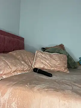 Sofia-squir online show from 04/18/26, 10:21