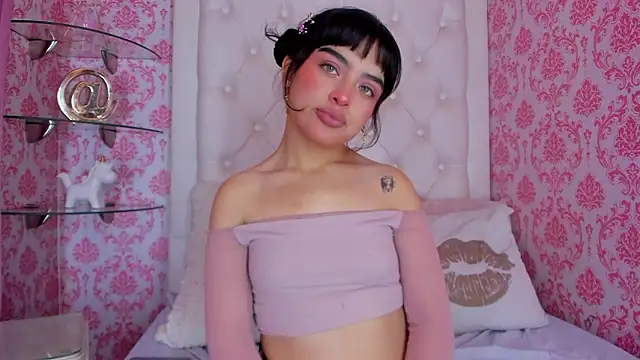 Snapshot of Mai_Rouse chatting on 02/18/26, 12:34 Mai Rouse online show from 02/18/26, 12:34