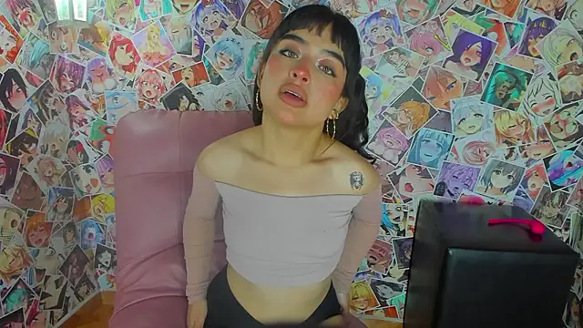 Snapshot of Mai_Rouse chatting on 02/20/26, 12:05 Mai Rouse online show from 02/20/26, 12:05