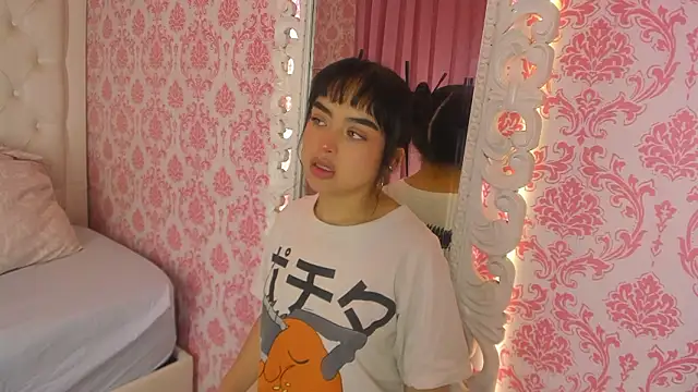 Snapshot of Mai_Rouse chatting on 02/27/26, 12:05 Mai Rouse online show from 02/27/26, 12:05