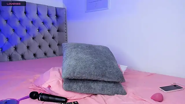 eva cutee  online show from 04/02/26, 08:50