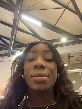 ZarahFerreira online show from 04/05/26, 01:03