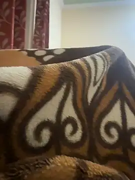 youngboywithcurvymilf online show from 03/04/26, 03:18