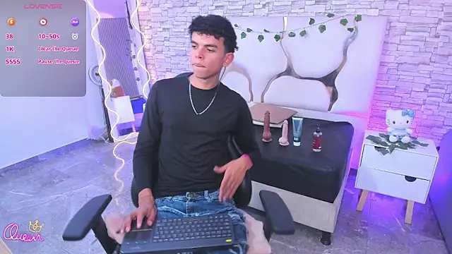 keahi tay online show from 04/21/26, 07:06