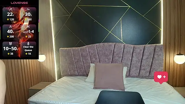 MoriahStorm online show from 04/06/26, 01:12